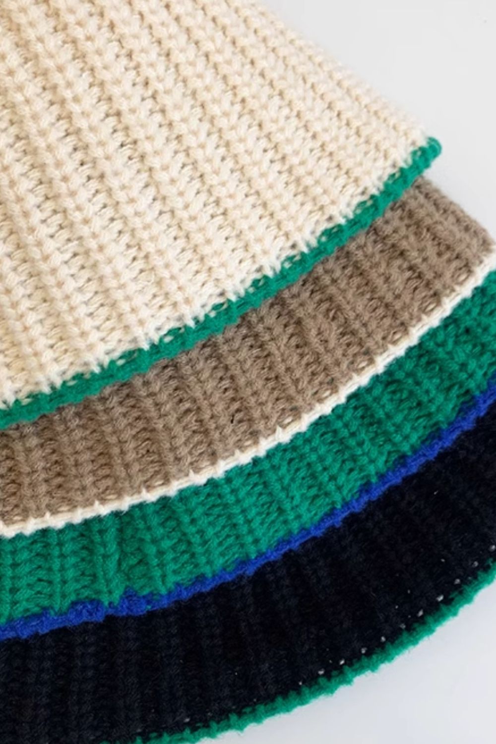 Contrast Trim Woven Hat