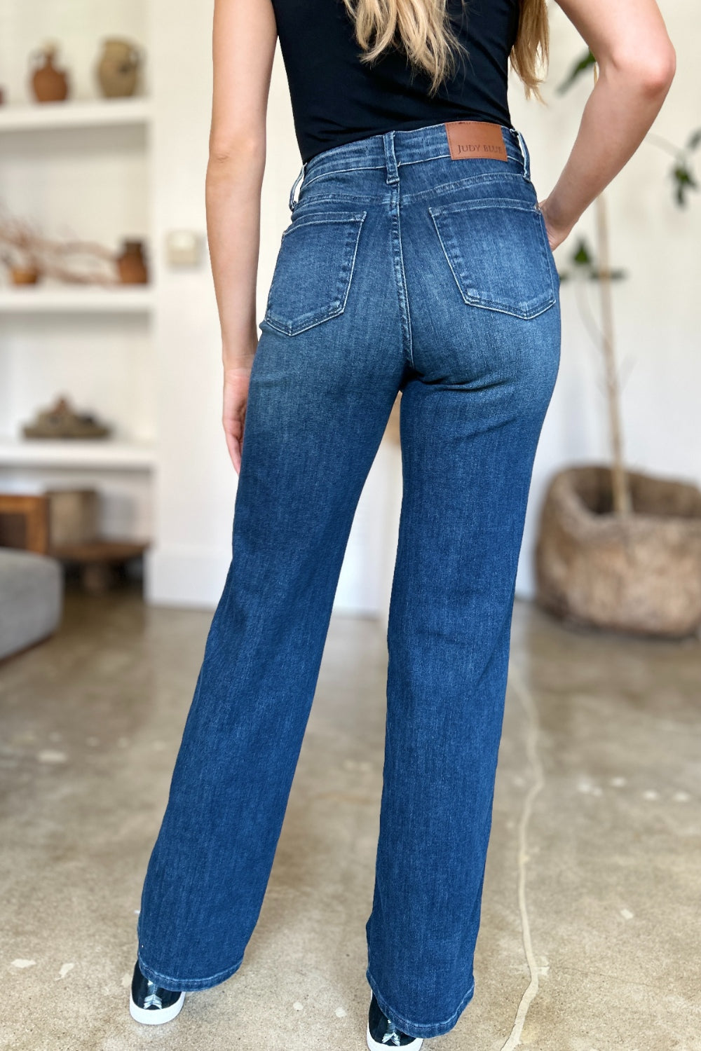 Judy Blue Full Size Tummy Control Straight Jeans